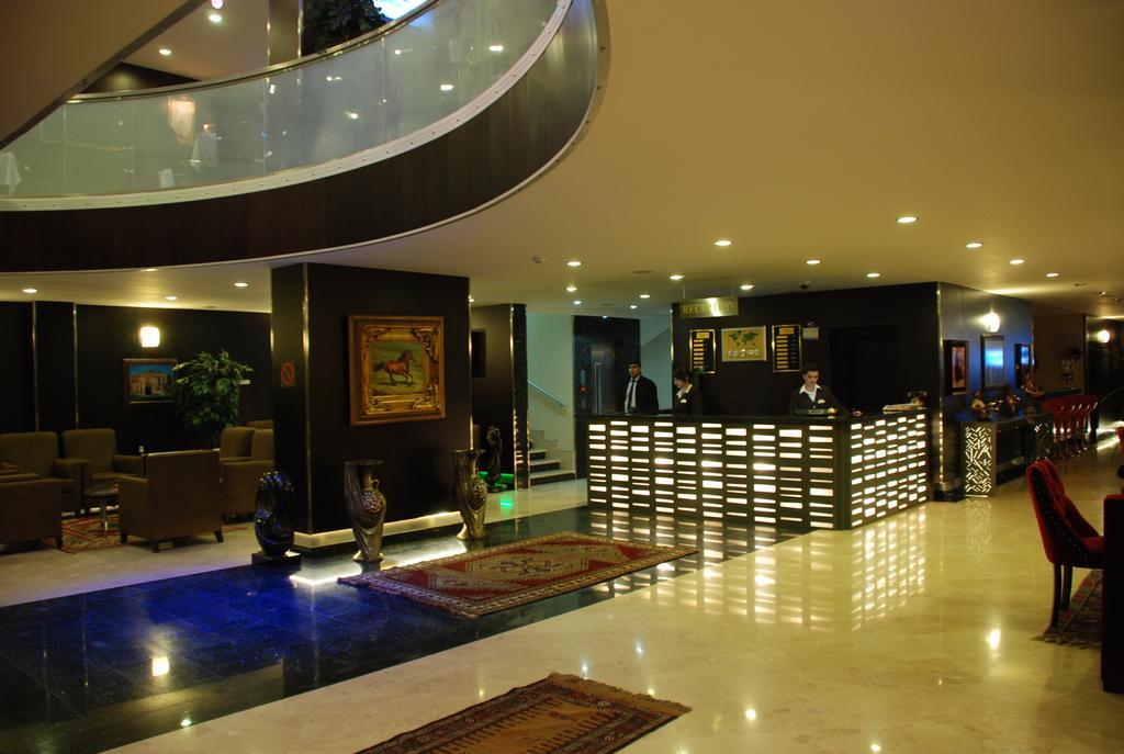 Grand Ani Hotel Καρς Εξωτερικό φωτογραφία